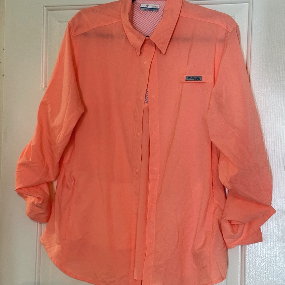 Columbia Peach Button-Up Sun Shirt